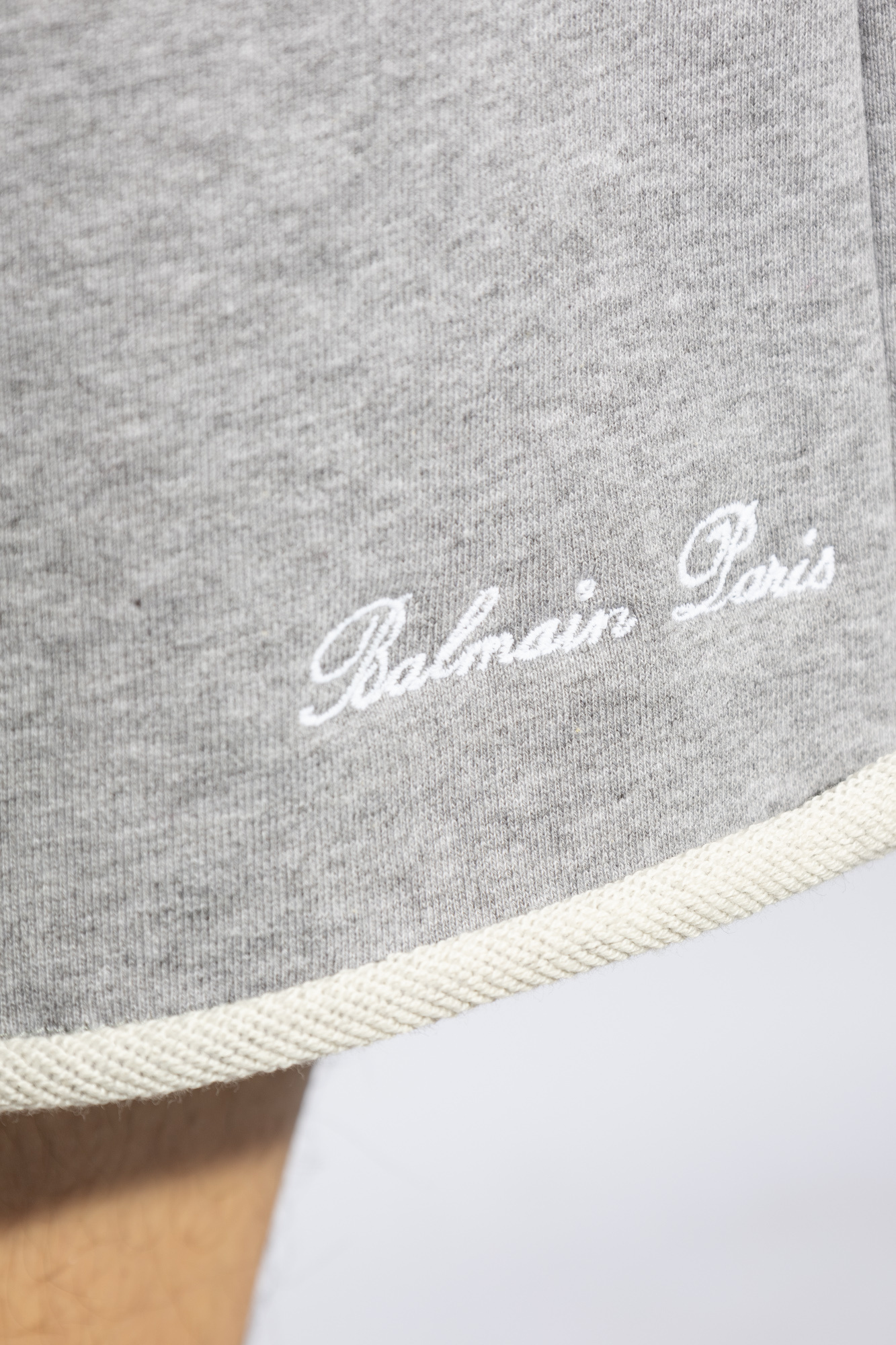 「BALMAIN」クレープ ブレザー メゾンのシグネチャー : 6ボタンブレザー